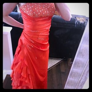 FLIRT BY MAGGIE SOTTERO ORANGE DRESS 8 🌸